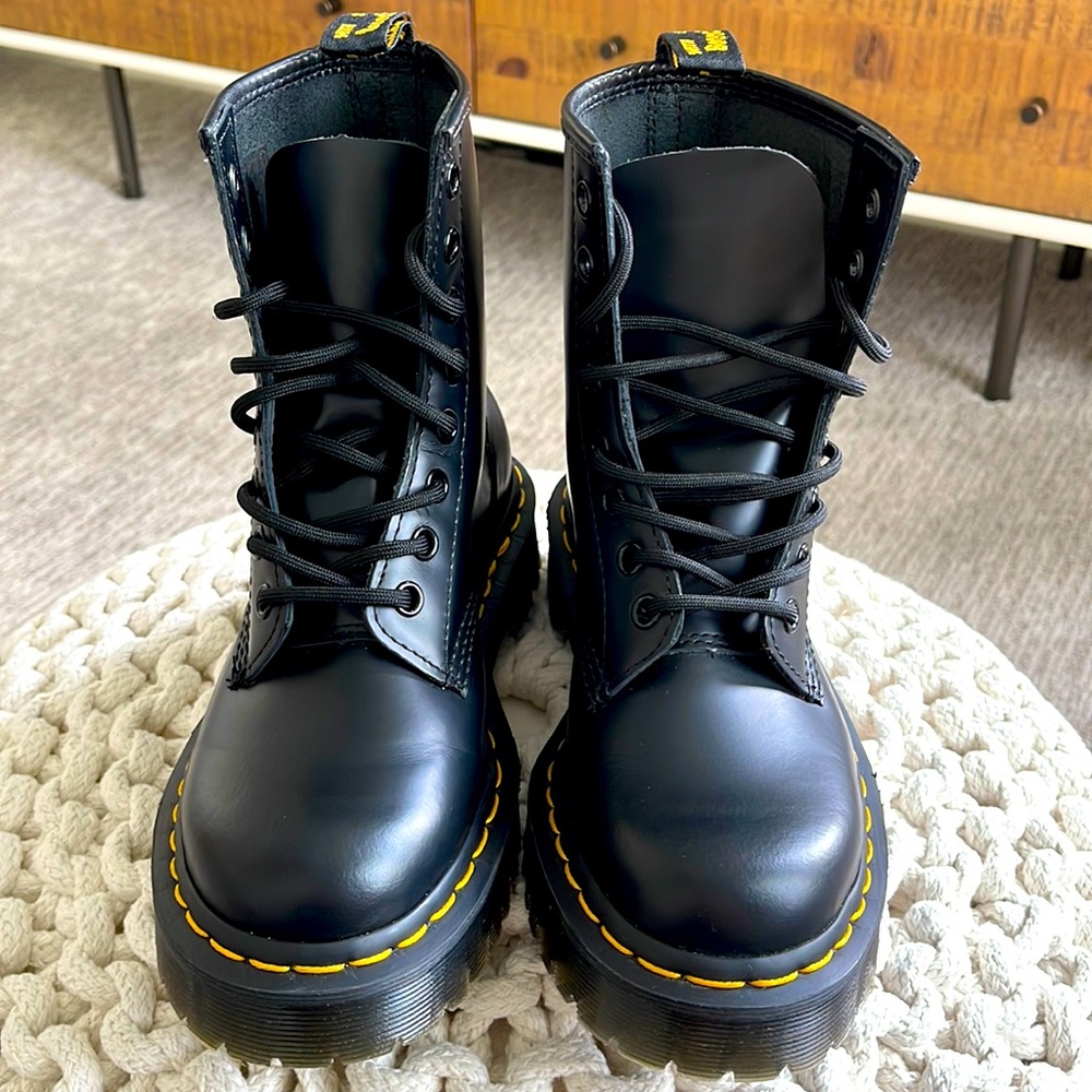Dr. Martens Bex 1460 size 5 black